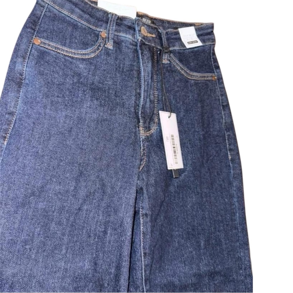 Judy Blue Dark Indigo Wide leg crop trouser style. So cute. Size 0/24 nwt! - Picture 7 of 10